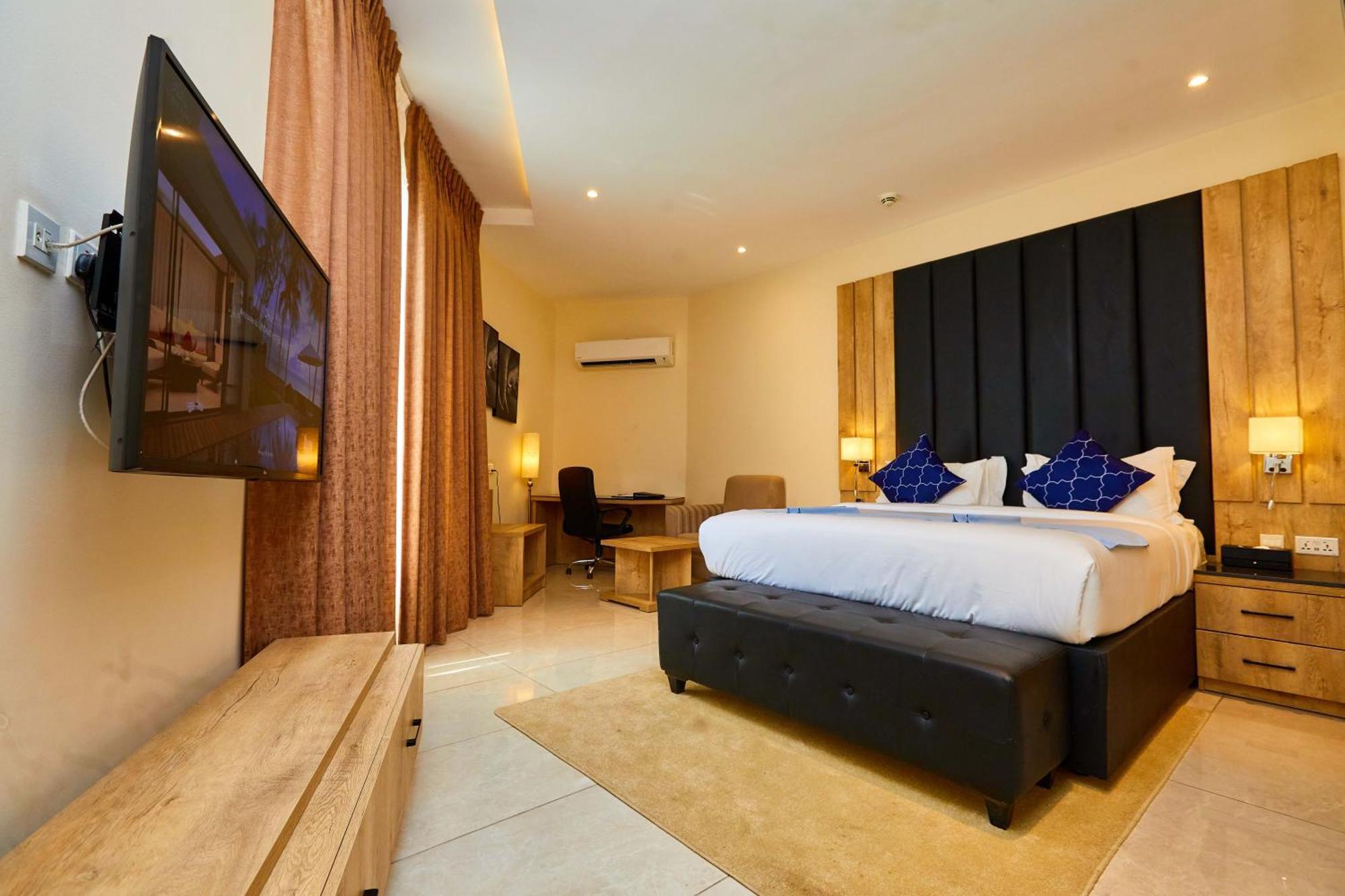 Vintano Hotel Lekki Extérieur photo