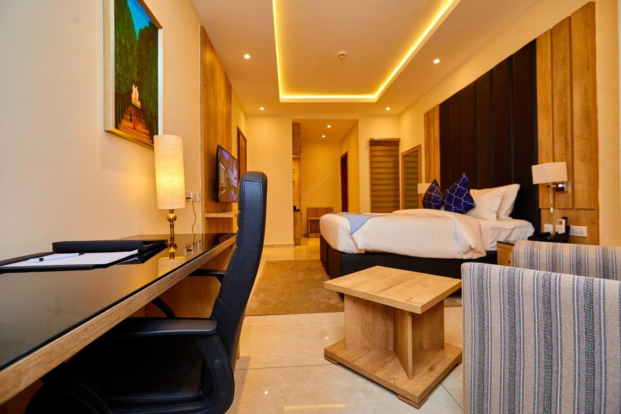 Vintano Hotel Lekki Extérieur photo