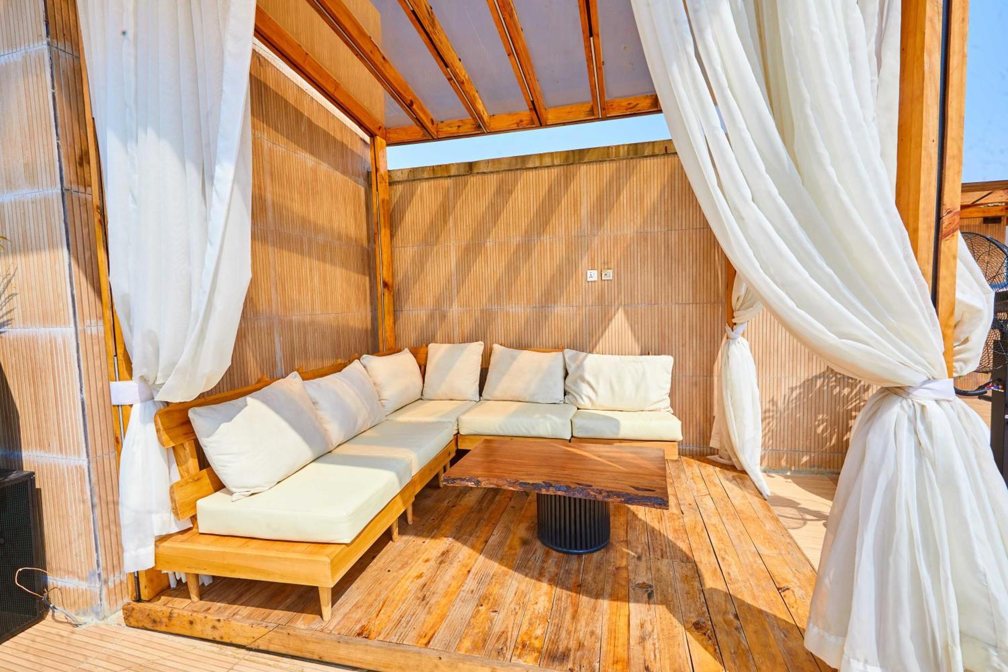 Vintano Hotel Lekki Extérieur photo