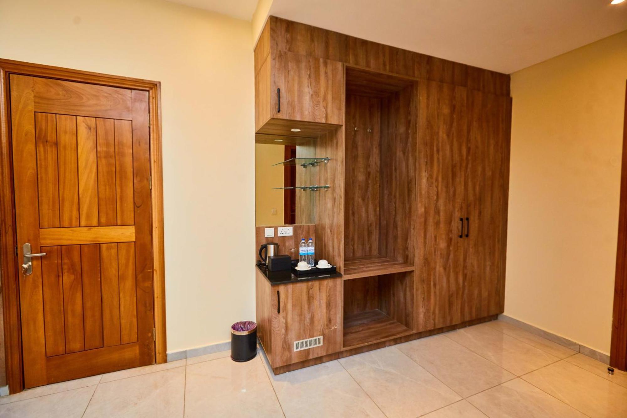 Vintano Hotel Lekki Extérieur photo