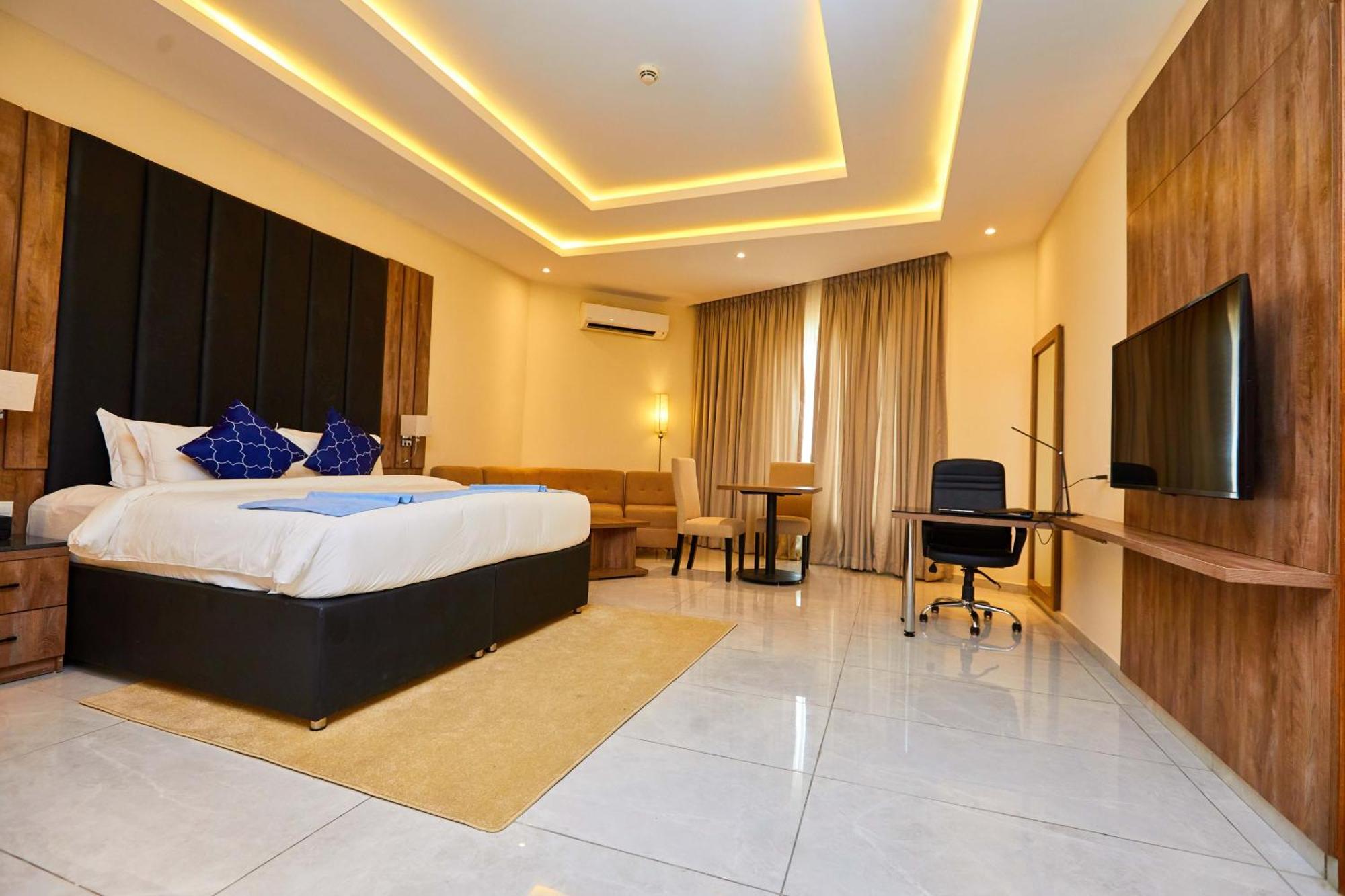 Vintano Hotel Lekki Extérieur photo