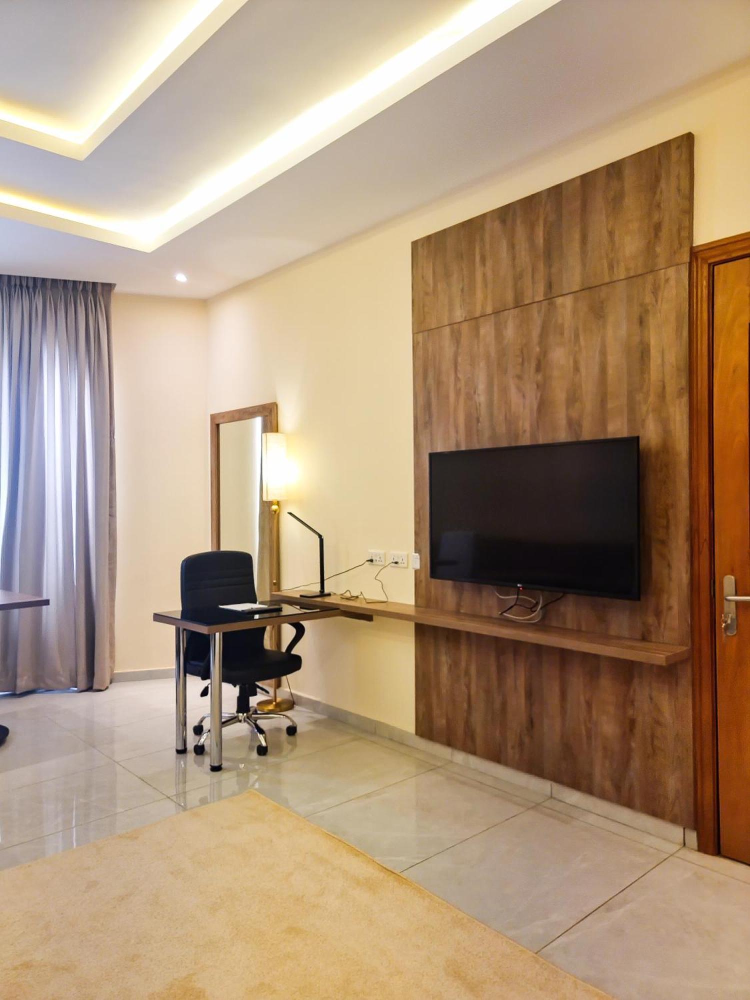 Vintano Hotel Lekki Extérieur photo
