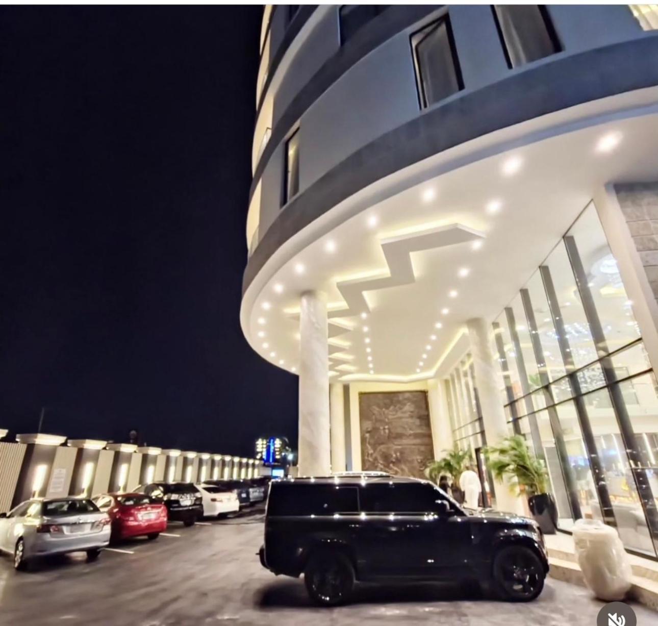 Vintano Hotel Lekki Extérieur photo