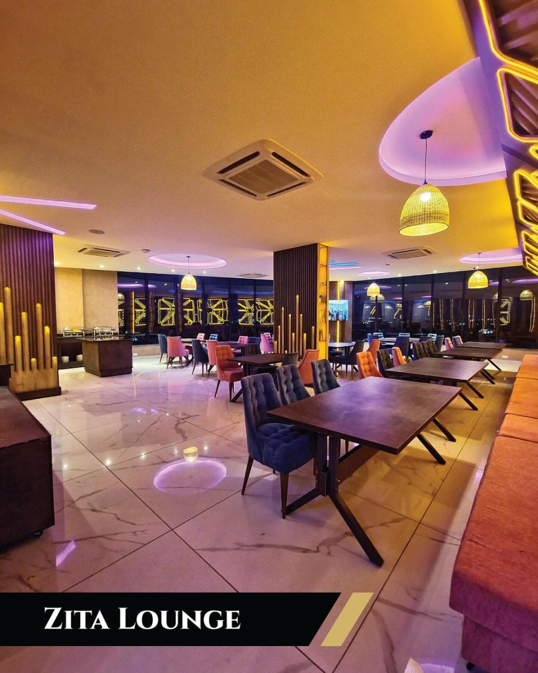 Vintano Hotel Lekki Extérieur photo