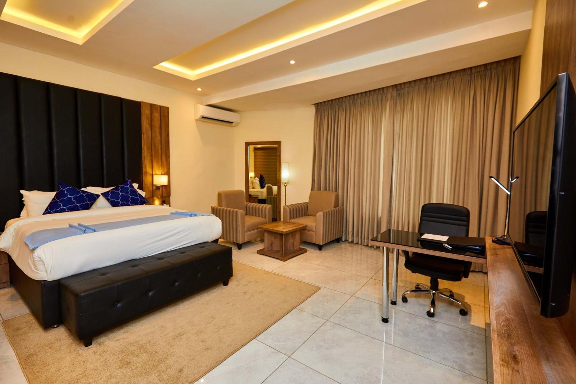 Vintano Hotel Lekki Extérieur photo