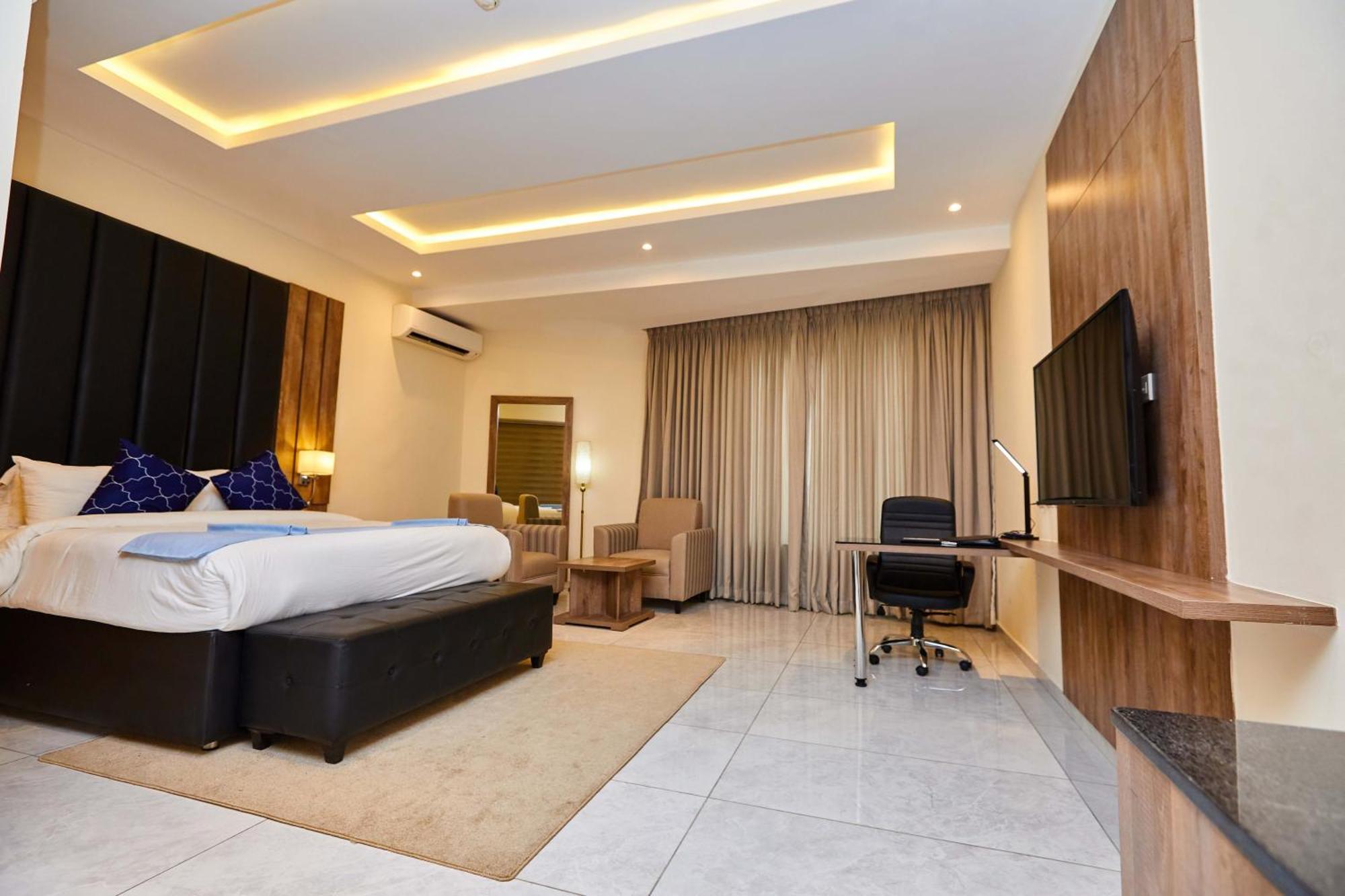 Vintano Hotel Lekki Extérieur photo